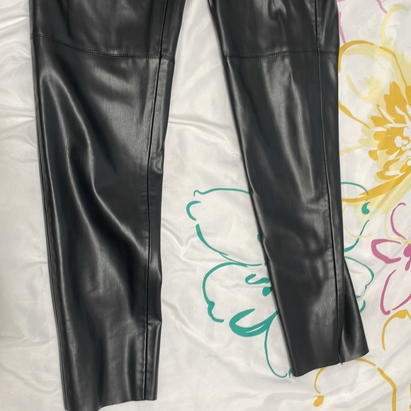 Zara leather pants - Picture 2 of 5